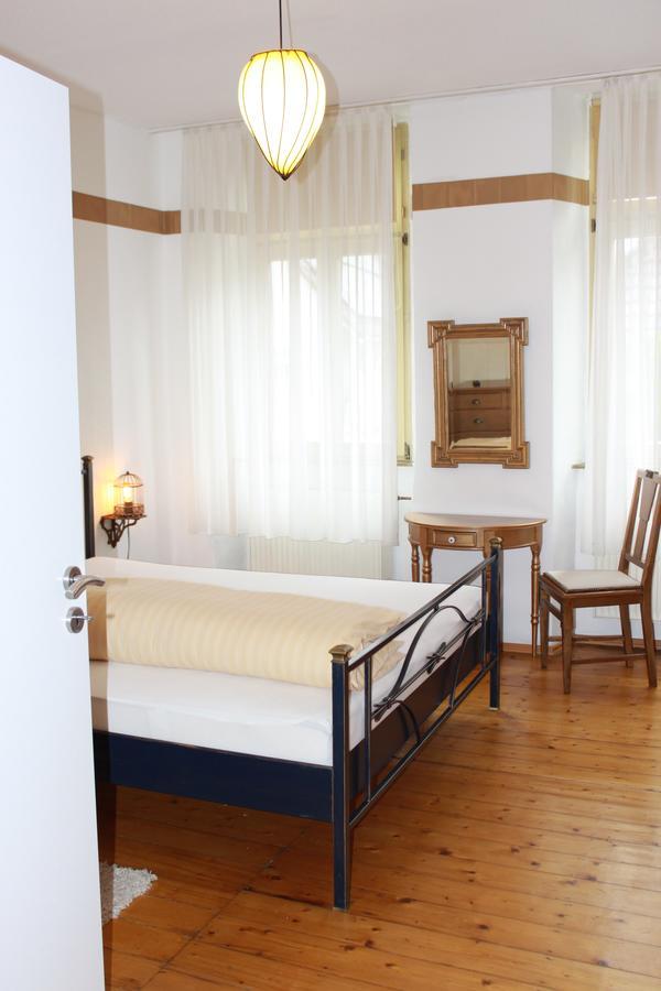 Vivo-Vino Bed & Breakfast Weisenheim am Sand Exterior photo